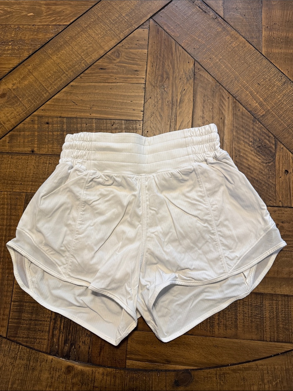 lululemon athletica White Women's Athletic Shorts - Picture 3 of 3